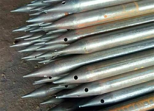 东乡隧道钢花管现货